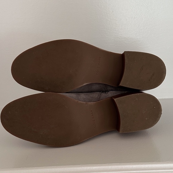 Women's Cole Haan Suede Haidyn bootie Size 8-1/2B - Picture 3 of 10